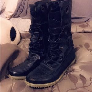 Black sweater boots